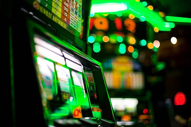 gresiktoto platform interface showing football sportsbook, live markets, and account dashboard